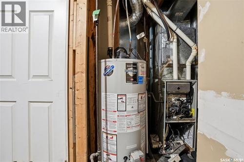 62 Vernon Crescent, Regina, SK - Indoor Photo Showing Basement