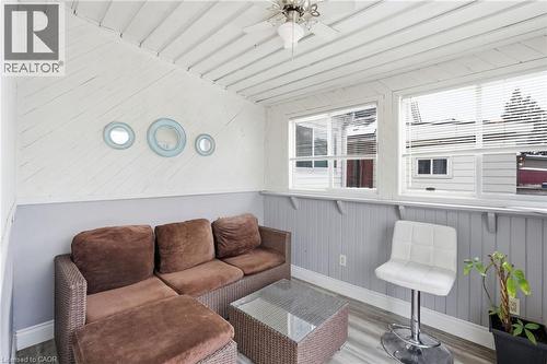 20 East 18Th Street, Hamilton, ON - 