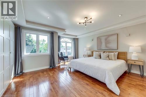 5281 Cindy Lane, Burlington, ON - Indoor Photo Showing Bedroom