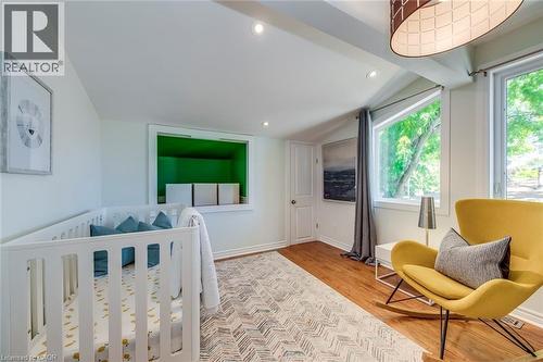 5281 Cindy Lane, Burlington, ON - Indoor Photo Showing Bedroom