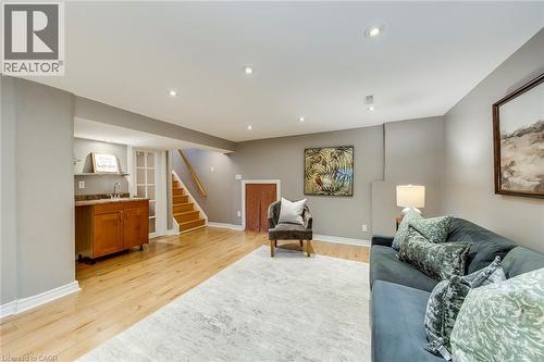 5281 Cindy Lane, Burlington, ON - Indoor Photo Showing Other Room