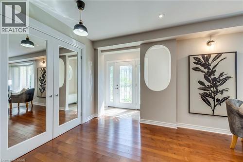 5281 Cindy Lane, Burlington, ON - Indoor Photo Showing Other Room