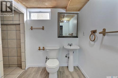 14 Deergrove Crescent, Regina, SK - Indoor Photo Showing Bathroom