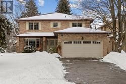 1 WORFOLK PLACE  Whitby, ON L1N 6Z2