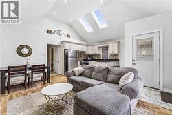 74 PROVINCE Street N  Hamilton, ON L8H 4H6