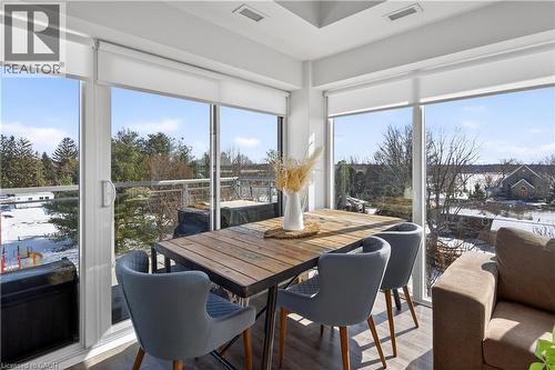 16 Markle Crescent Unit# 509, Ancaster, ON - Indoor Photo Showing Dining Room