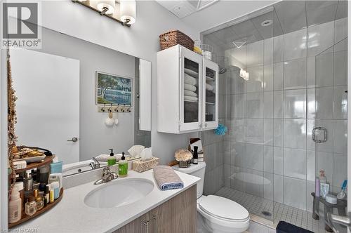 16 Markle Crescent Unit# 509, Ancaster, ON - Indoor Photo Showing Bathroom