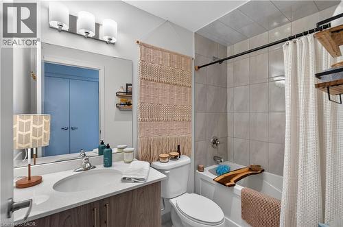 16 Markle Crescent Unit# 509, Ancaster, ON - Indoor Photo Showing Bathroom