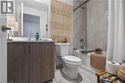 16 Markle Crescent Unit# 509, Ancaster, ON - Indoor Photo Showing Bathroom