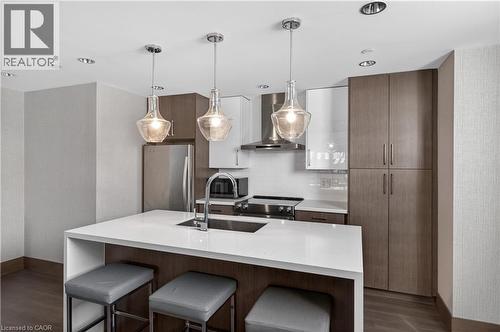 16 Markle Crescent Unit# 509, Ancaster, ON - Indoor Photo Showing Kitchen With Upgraded Kitchen