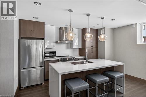 16 Markle Crescent Unit# 509, Ancaster, ON - Indoor Photo Showing Kitchen With Upgraded Kitchen