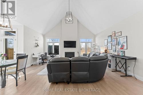 15 Compass Trail, Central Elgin, ON - Indoor Photo Showing Living Room With Fireplace