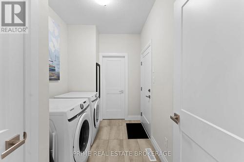 15 Compass Trail, Central Elgin, ON - Indoor Photo Showing Laundry Room