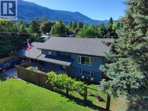 303 DELANY Avenue  Slocan, BC V0G 2C0