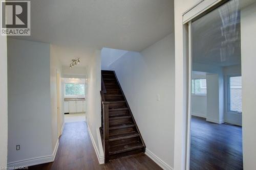 36 Fox Run, Barrie, ON - Indoor Photo Showing Other Room