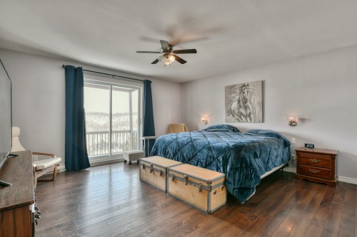 Chambre à coucher principale - 178 15E Avenue, Saint-Adolphe-D'Howard, QC - Indoor Photo Showing Bedroom