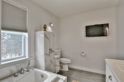 Salle de bains attenante à la CCP - 