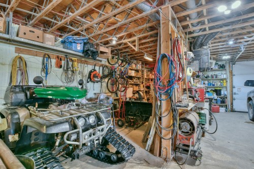Atelier - 178 15E Avenue, Saint-Adolphe-D'Howard, QC - Indoor