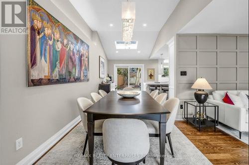 315 Swinburne Road, Burlington, ON - Indoor Photo Showing Dining Room