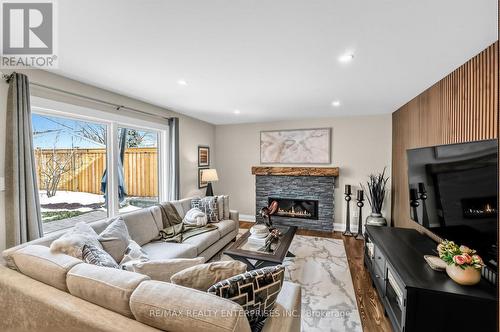 315 Swinburne Road, Burlington, ON - Indoor Photo Showing Living Room With Fireplace