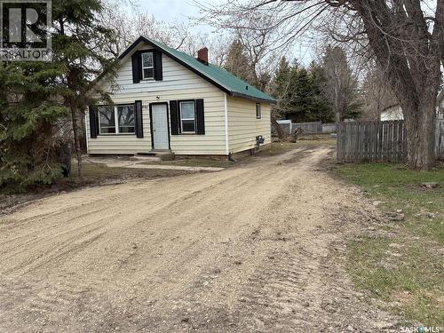 407 3rd STREET E  Meadow Lake, SK S9X 1H7