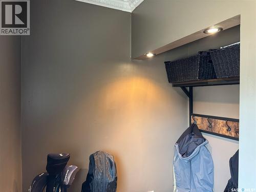 410 6Th Street E, Wynyard, SK - Indoor