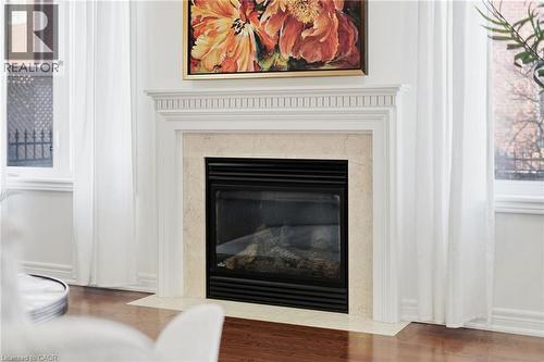 3071 Jenn Avenue, Burlington, ON - Indoor Photo Showing Living Room With Fireplace