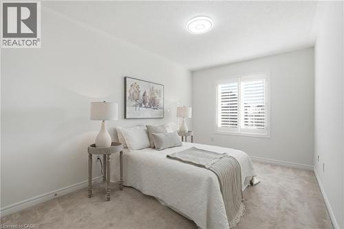 3071 Jenn Avenue, Burlington, ON - Indoor Photo Showing Bedroom