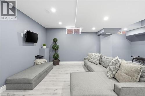 3071 Jenn Avenue, Burlington, ON - Indoor Photo Showing Basement