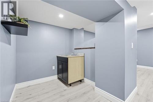 3071 Jenn Avenue, Burlington, ON - Indoor Photo Showing Other Room