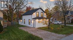 18 FOSTER Avenue  Guelph, ON N1H 3B3