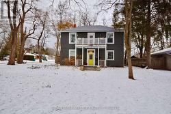 3 - 322 CODRINGTON STREET  Barrie, ON L4M 1T1