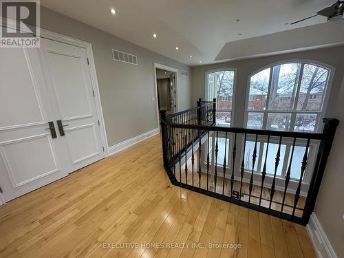 2613 Fifth Line W, Mississauga, ON - Indoor Photo Showing Other Room