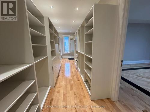 2613 Fifth Line W, Mississauga, ON - Indoor