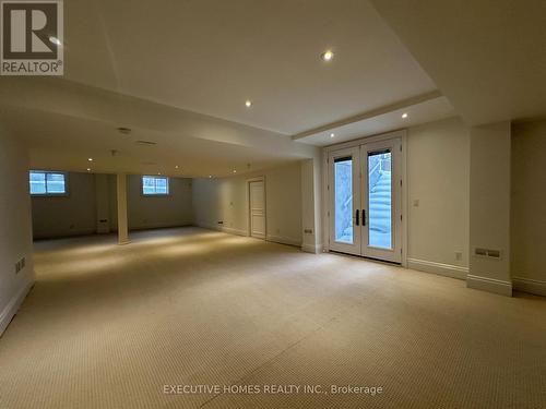 2613 Fifth Line W, Mississauga, ON - Indoor Photo Showing Other Room