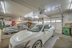 Garage - 