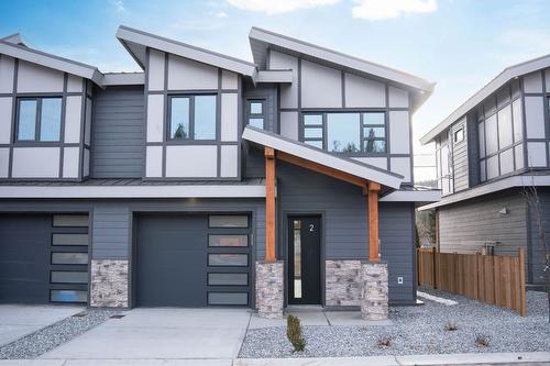 2-3210 Salmon Road  West Kelowna, BC V4T 1A7