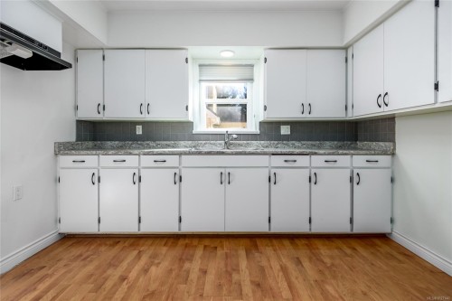 649 Mcphee Ave, Courtenay, BC 