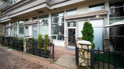 102-866 Goldstream Ave  Langford, BC V9B 2X9