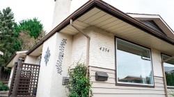 4254 Hayden Crt  Saanich, BC V8Z 6S2