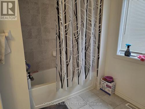 Second Floor 4PC Bathroom - 351 Ridley Crescent, Southgate, ON - Indoor Photo Showing Bathroom