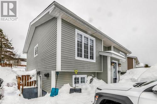 5 Princeton Crescent  Mount Pearl, NL A1N 2Y6