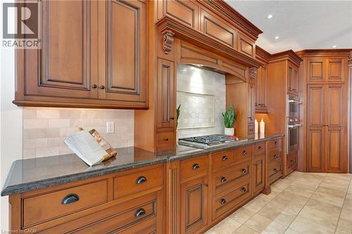 443 Malabar Drive, Waterloo, ON - Indoor Photo Showing Kitchen