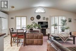 16 ALDERWAY AVENUE  Brampton, ON L6Y 2B7