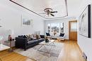 882 Dudley Avenue, Winnipeg, MB  - Indoor Photo Showing Living Room 