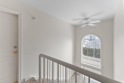 Escalier - 8-990 Rue Melançon, Saint-Jérôme, QC - Indoor Photo Showing Other Room