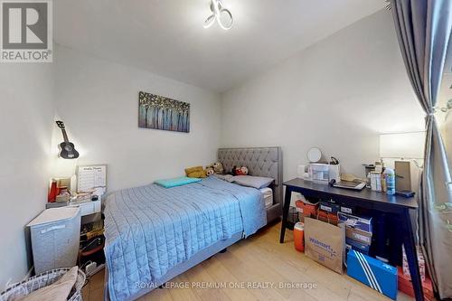 223 Manning Avenue, Toronto, ON - Indoor Photo Showing Bedroom