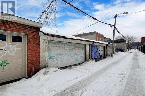 223 Manning Avenue, Toronto, ON - Outdoor