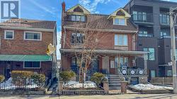 223 MANNING AVENUE Toronto, ON M6J 2K8
