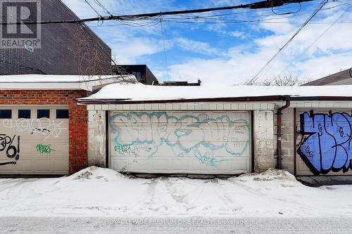 223 Manning Avenue, Toronto, ON - Outdoor